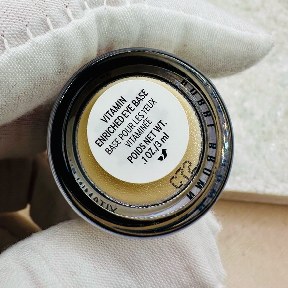 NEW! Bobbi Brown Vitamin Enriched Eye Base Primer & Moisturizer - Picture 6 of 7